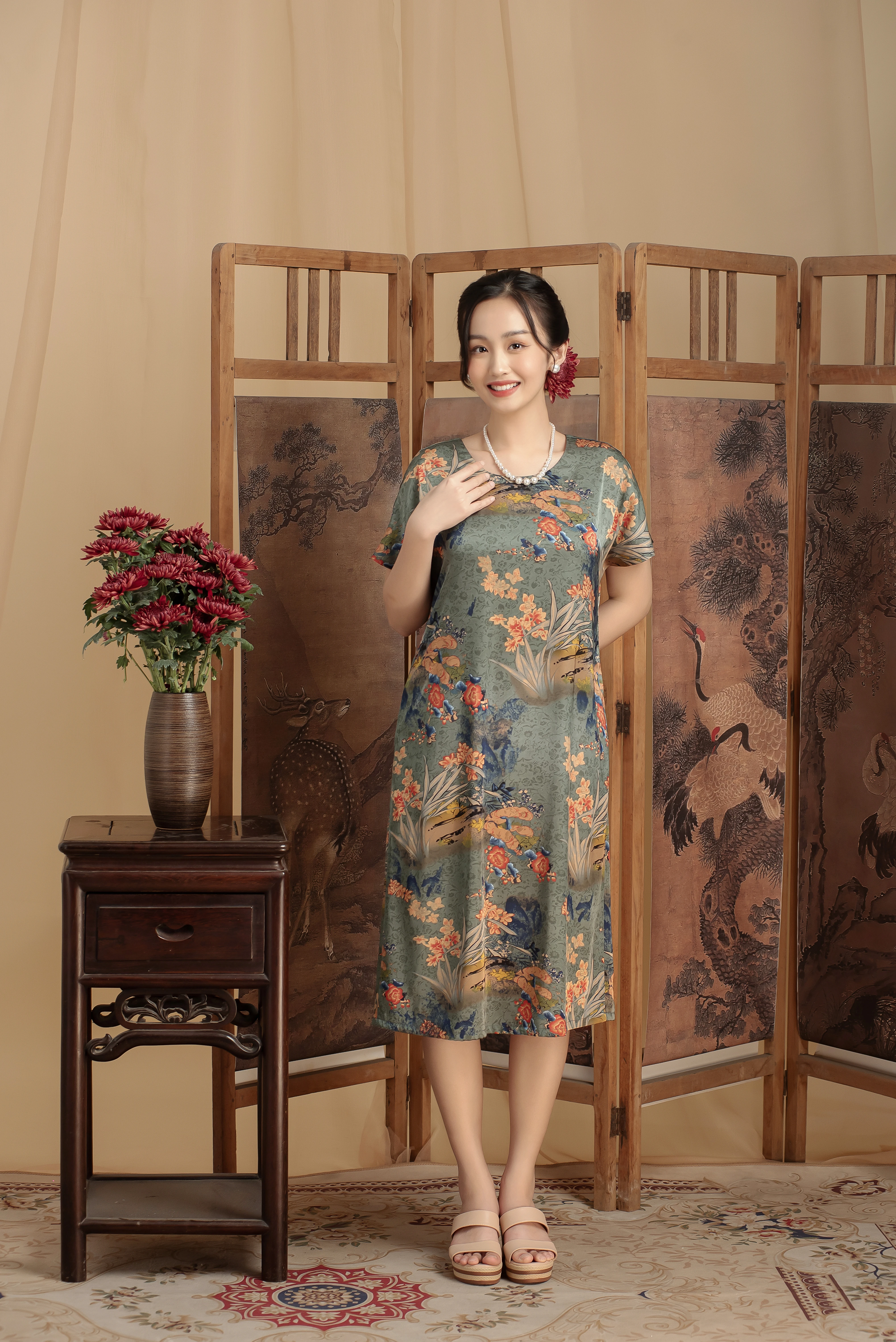 Đầm lụa trung niên thiết kế in hoa DD3L0707