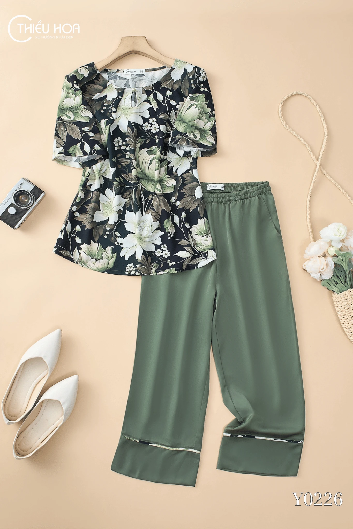 Đồ Bộ Trung Niên Thiết Kế Thoáng Mát Chất Liệu Satin Lụa Mềm Mại Thương Hiệu Thiều Hoa DB5Y0226